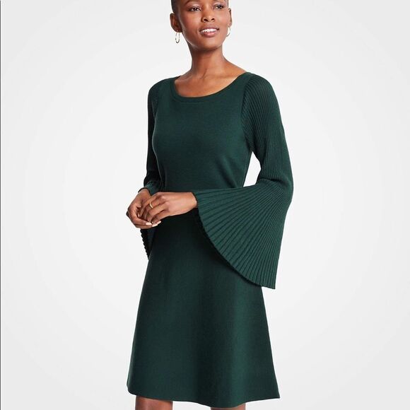 ✨ Ann Taylor Emerald Pleated Flare Sleeve Sweater Dress✨ - Picture 1 of 11